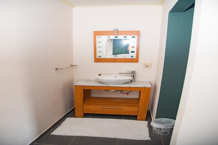 Le Grenier de Louise, gîte 9 pers. Gimnée - Photo 25