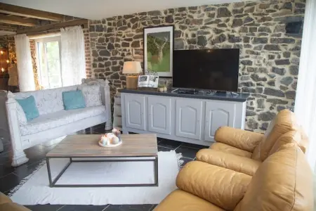 Le Grenier de Louise, gîte 9 pers. Gimnée : photo 2