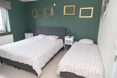 Le Grenier de Louise, gîte 9 pers. Gimnée : photo 22