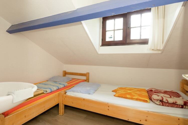 Ancienne école aménagée, 11 chambres pour 50 personnes - Photo 15