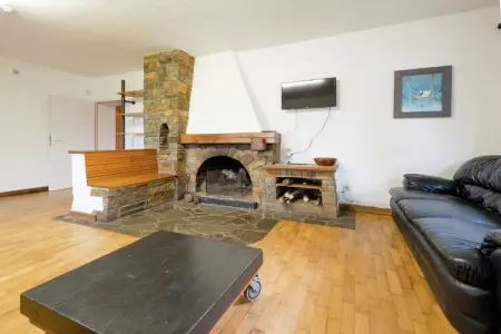 Ecole, Maison à Deiffelt près de la forêt - Photo 8