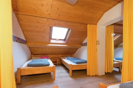Ecole, Maison à Deiffelt près de la forêt - Photo 11