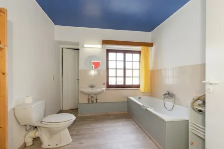 Ecole, Maison à Deiffelt près de la forêt - Photo 22