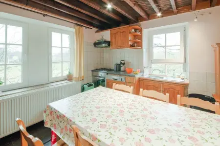 Gîte A Tchappe Mele, 15 personnes, sauna et bain à remous : photo 12