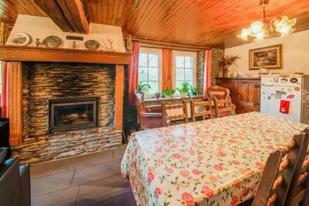 Gîte A Tchappe Mele, 15 personnes, sauna et bain à remous : photo 14