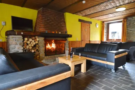 Gîte de groupe 22 personnes avec sauna près de la Baraque de Fraiture : photo 2