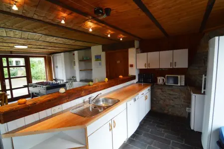 Gîte de groupe 22 personnes avec sauna près de la Baraque de Fraiture : photo 4