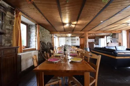 Gîte de groupe 22 personnes avec sauna près de la Baraque de Fraiture : photo 9