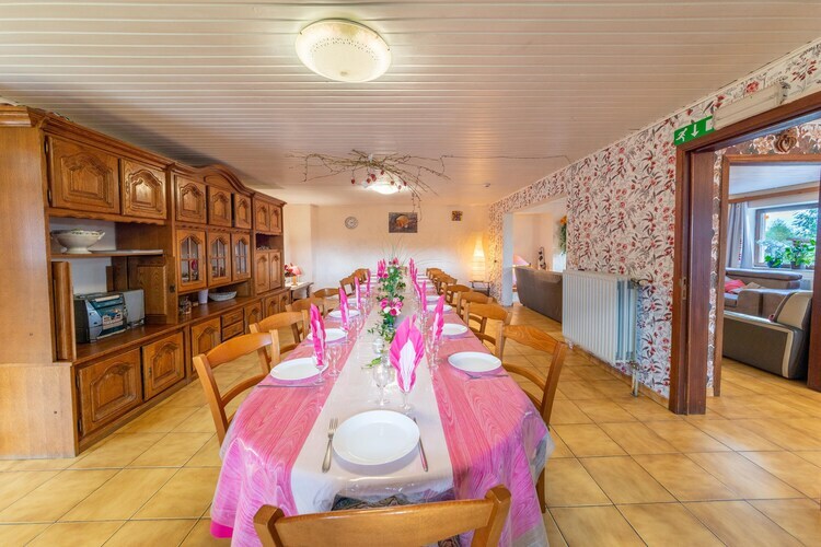 Claire Fontaine – Maison 18 pers. au bord de l'Ourthe - Photo 14