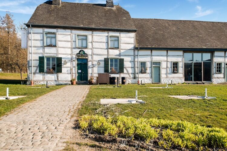 Les Bûcherons : maison 15 pers., 6 chambres à Awenne - Photo 5