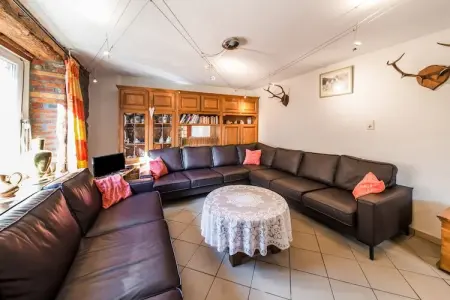 Les Bûcherons : maison 15 pers., 6 chambres à Awenne