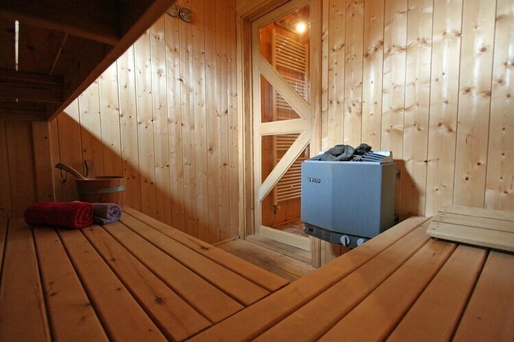 Chalet du Soleil à Septon : 8 personnes, sauna et terrasse - Photo 25