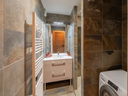 Appartement spacieux proche des pistes avec garage et wifi à Courchevel 1650 : photo 9