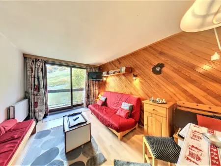 Studio confortable, skis aux pieds, balcon, accès piscine chauffée - Photo 4