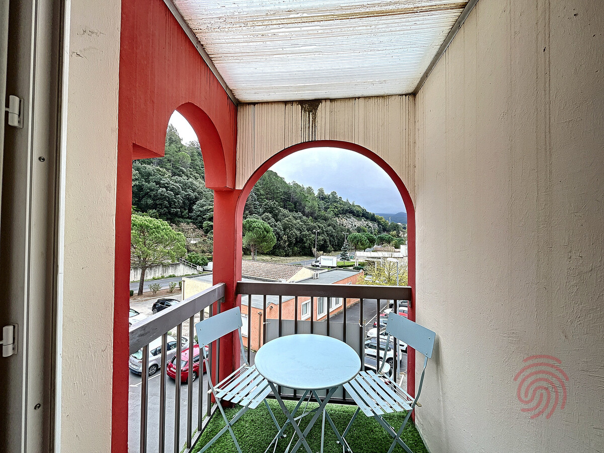 F2 34 m² balcon à 650m des Thermes, animaux ok - Photo 8