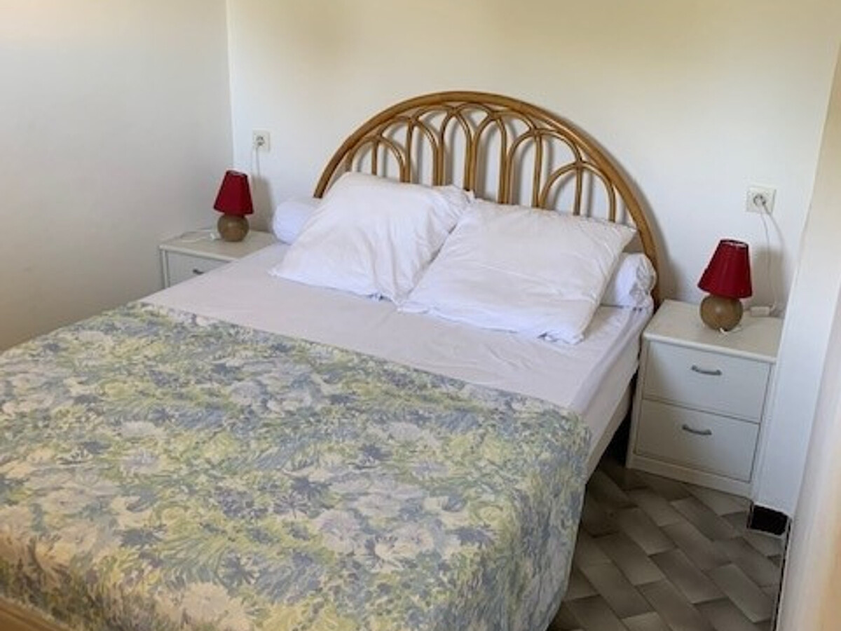 Appartement 1 chambre balcon, 10 min des Thermes - Photo 7