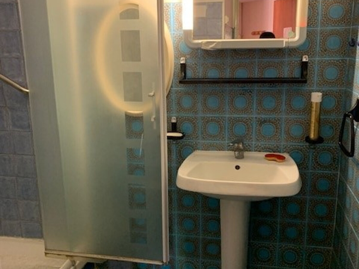 Appartement 1 chambre balcon, 10 min des Thermes - Photo 9