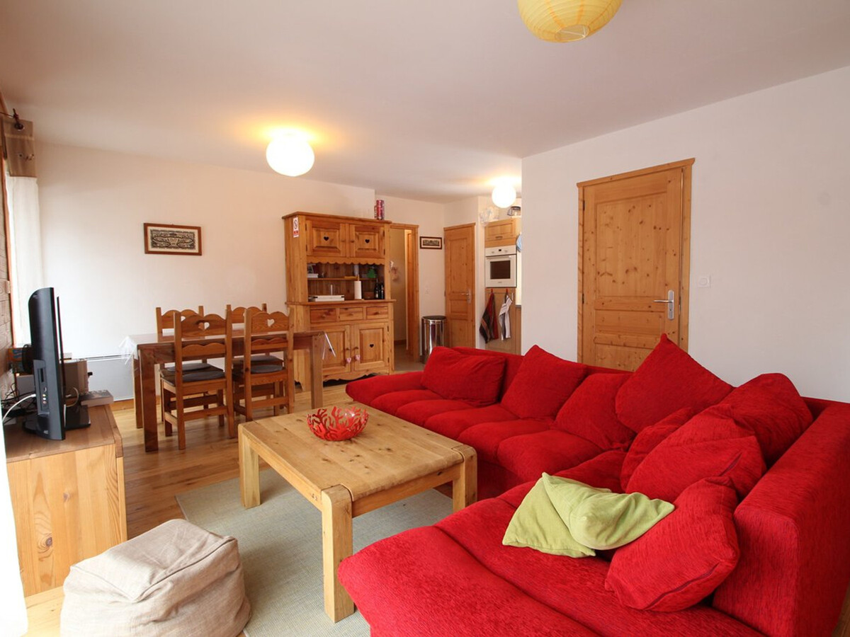 Appartement 54m² avec terrasse sud et jardin aux Carroz - Photo 2
