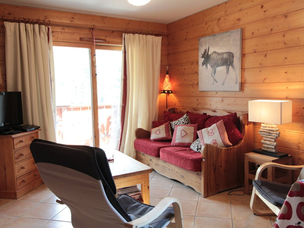 Appartement 6 pers aux Carroz, balcon et accès skis - Photo 1
