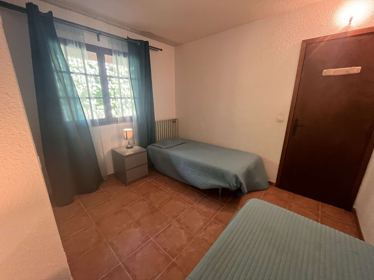 Appartement 3P rez-de-jardin, piscine et plage à 600m - Photo 8