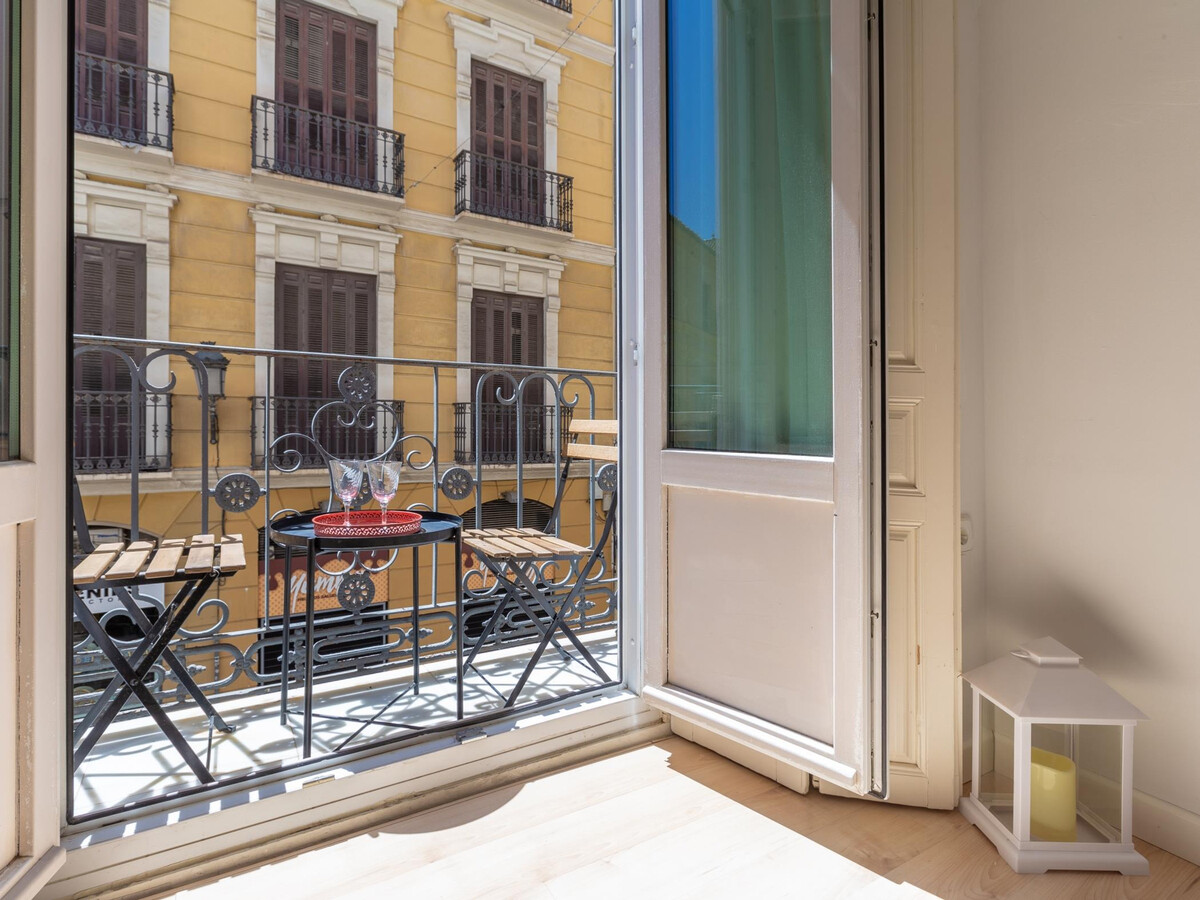 Appartement face à la Cathédrale, rue Molina Lario - Photo 7