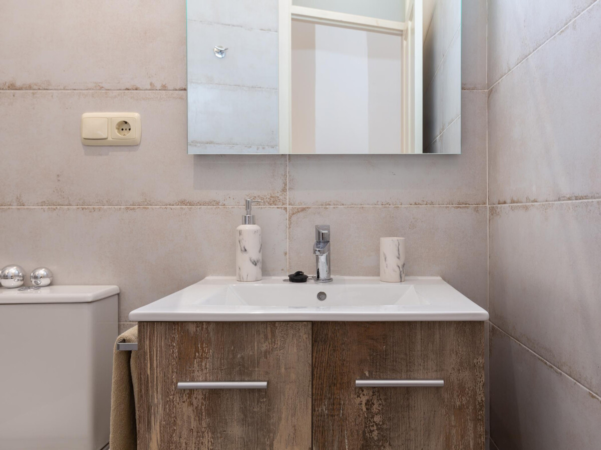 Appartement face à la Cathédrale, rue Molina Lario - Photo 11