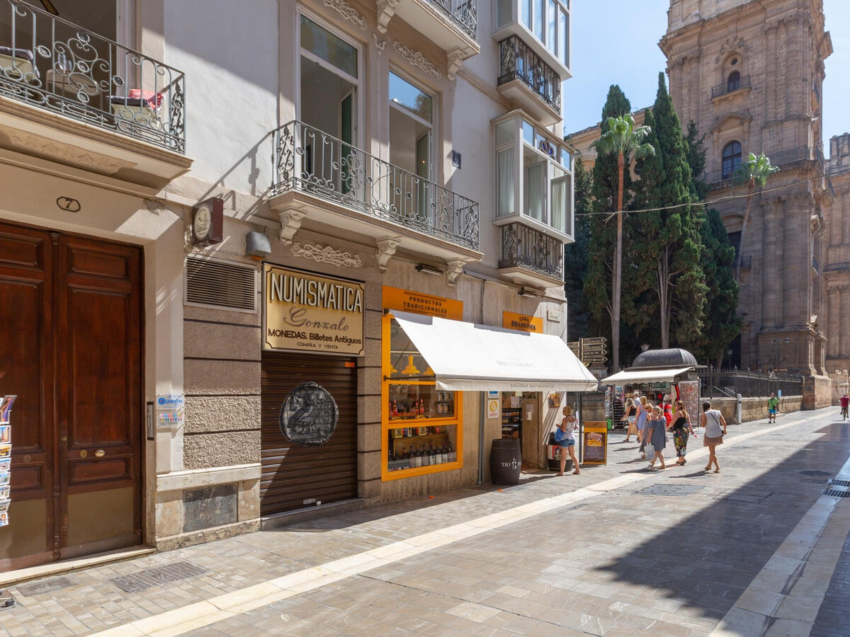 Appartement face à la Cathédrale, rue Molina Lario - Photo 20