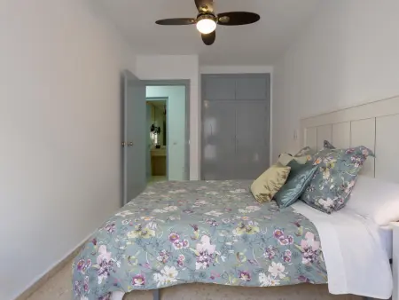 Appartement lumineux avec terrasse et parking, centre-ville de Málaga - Photo 16