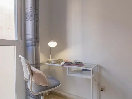 Appartement lumineux avec terrasse et parking, centre-ville de Málaga - Photo 18