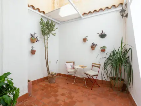 Location appartement à Málaga, Appartement lumineux avec patio, au cœur de Malaga, près de la Plaza de Uncibay et du musée Picasso.
