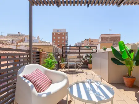 Location appartement à Málaga, Penthouse lumineux avec terrasse, climatisation et WIFI, centre historique de Malaga
