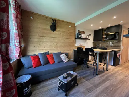 Studio cabine 4 pers aux Menuires, balcon sud, pied des pistes - Photo 1
