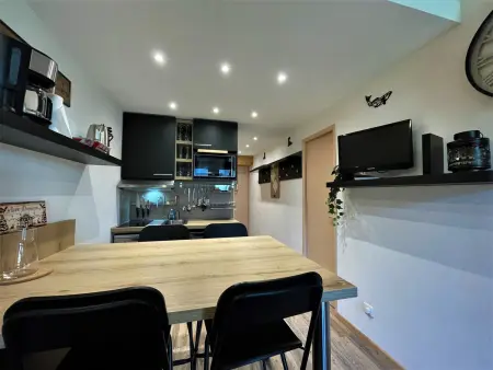 Studio cabine 4 pers aux Menuires, balcon sud, pied des pistes - Photo 4