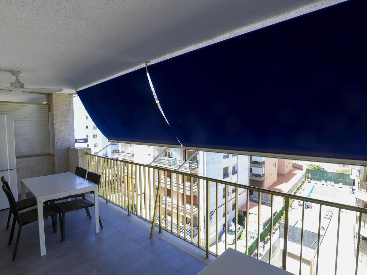 Appartement contemporain 2ch, terrasse et piscine à Salou - Photo 5