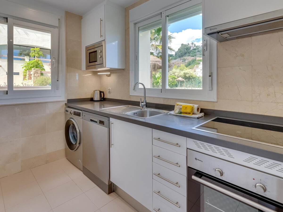 Appartement bohème tropical avec piscine, Golden Mile Marbella - Photo 23