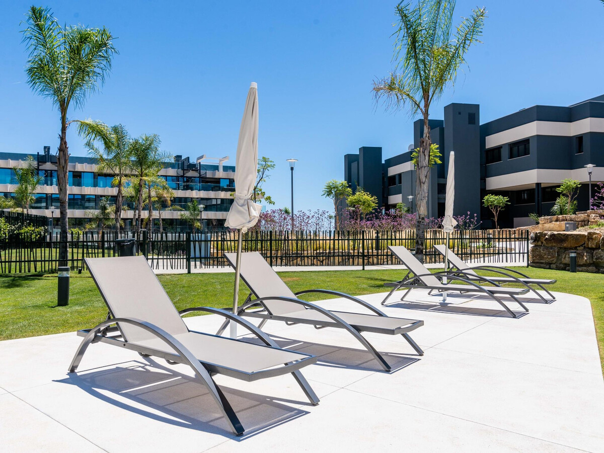 Appartement de luxe à Estepona avec piscine et spa - Photo 2
