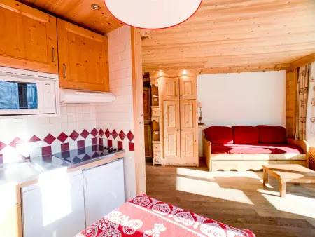 Studio rénové aux pieds des pistes à Tignes, balcon Sud : photo 2