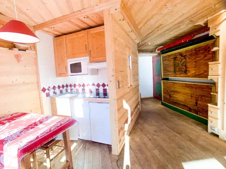 Studio rénové aux pieds des pistes à Tignes, balcon Sud : photo 10