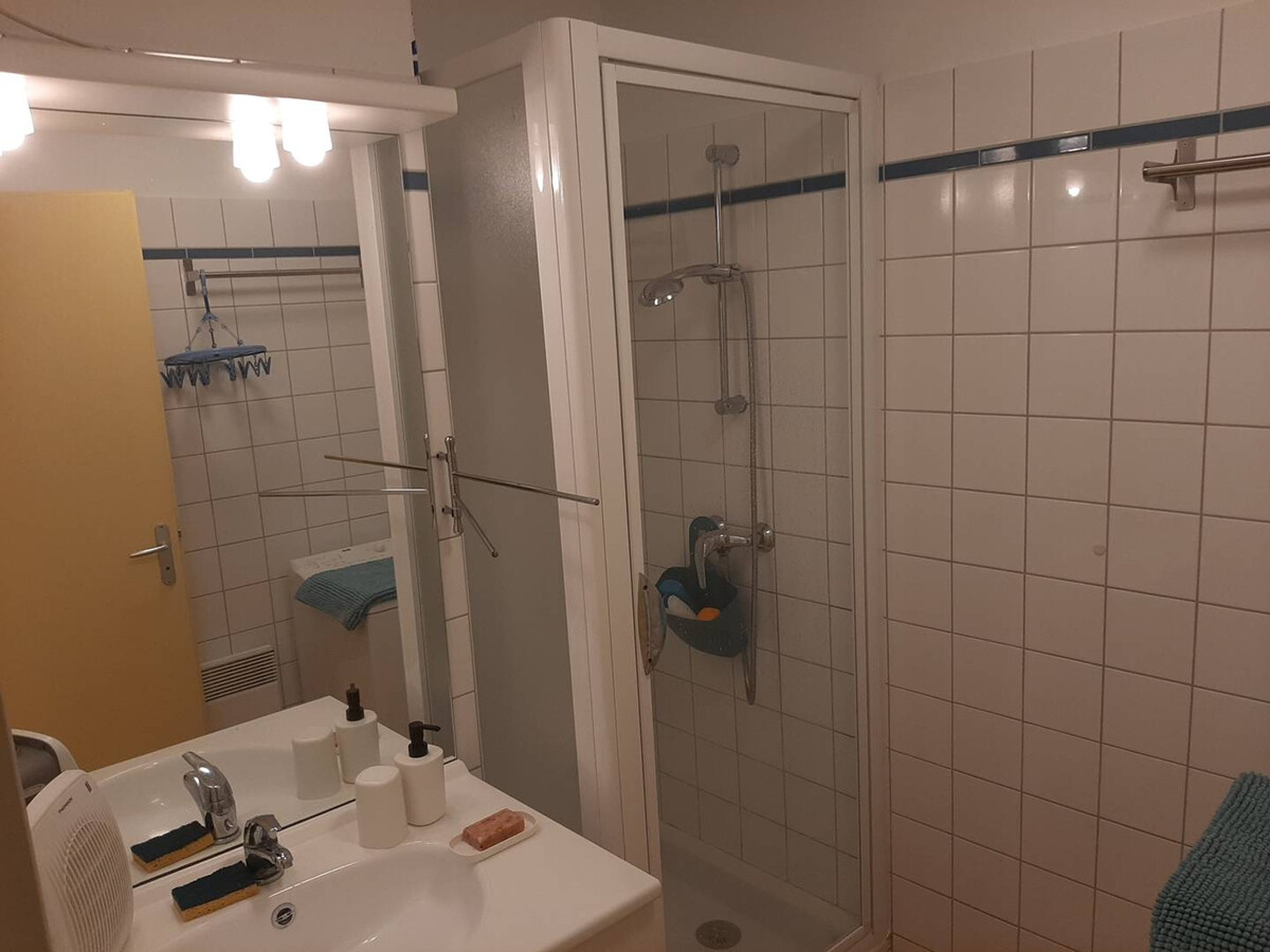 Appartement 6 pers à Cauterets, parking privé et casier à ski - Photo 4