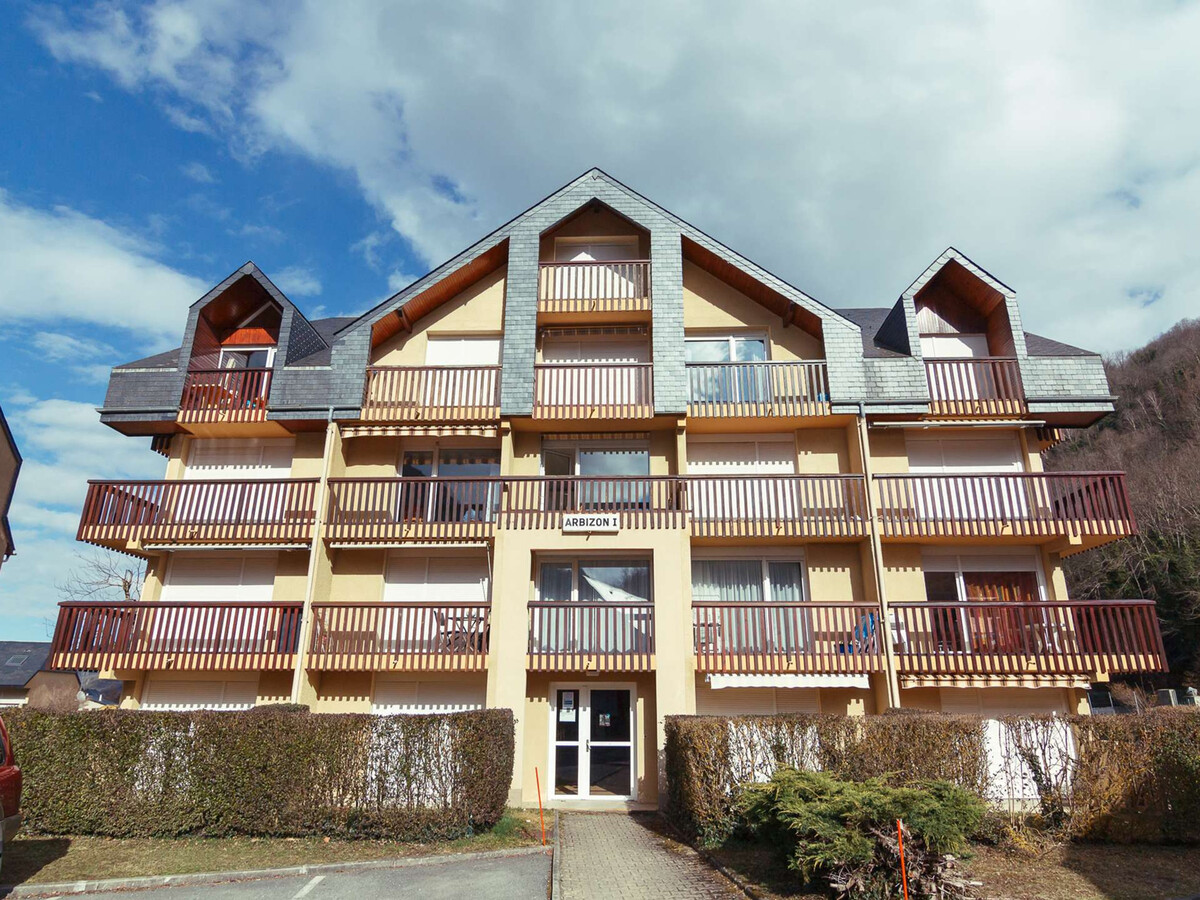 Appartement 6 personnes Saint-Lary, balcon montagne et parking - Photo 9