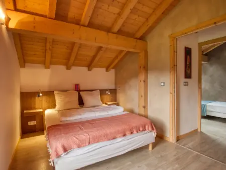 Duplex 2 chambres, grande terrasse vue montagnes : photo 7