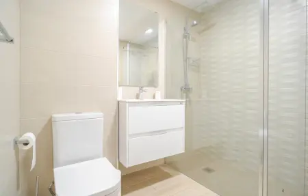 Appartement 111 m² avec 4 chambres à Málaga, plage à 200 m : photo 17