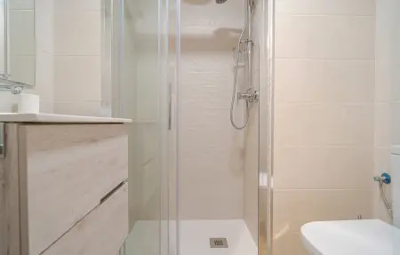 Appartement 111 m² avec 4 chambres à Málaga, plage à 200 m : photo 18