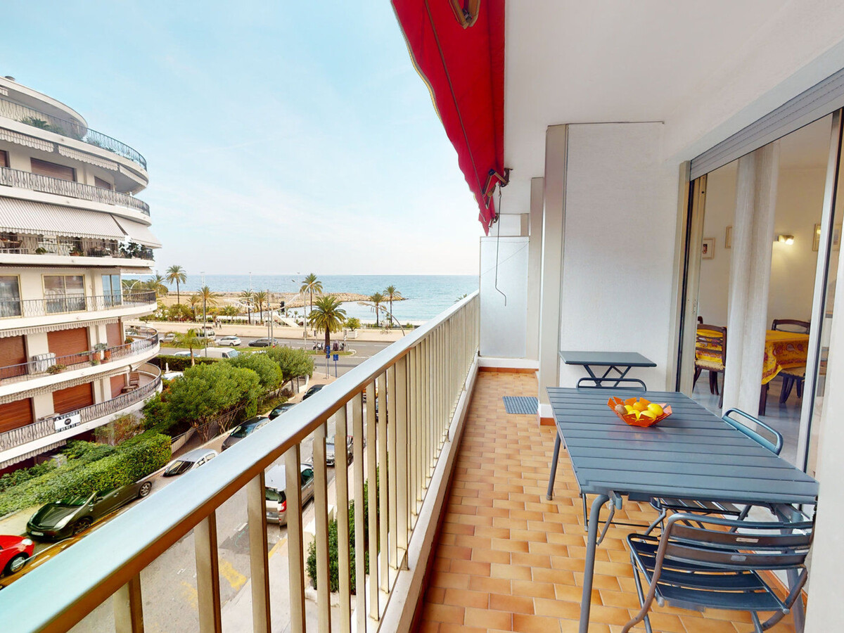 Grand 2 pièces climatisé avec terrasse et garage à Menton - Photo 2