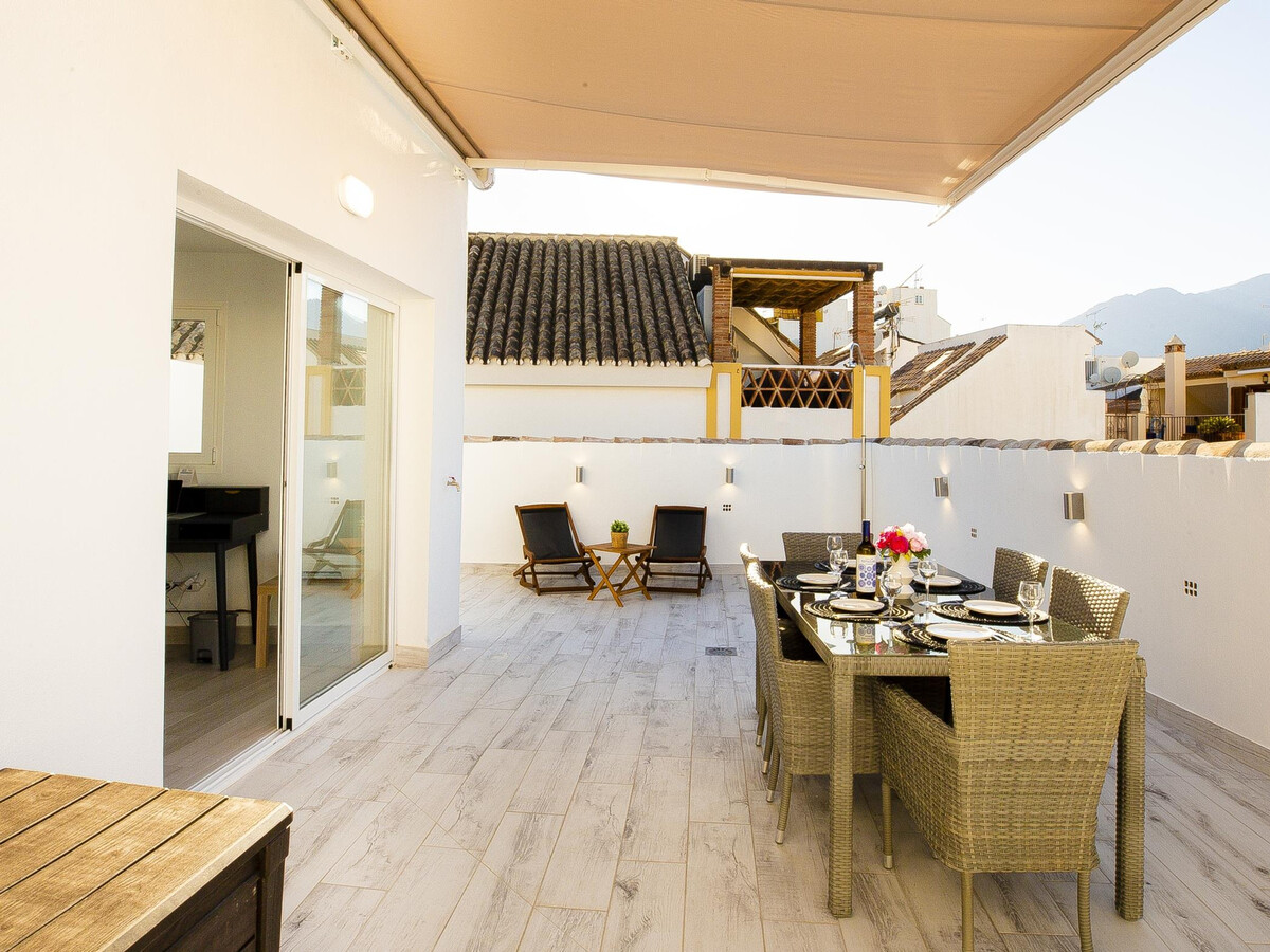 Penthouse duplex avec jacuzzi, centre historique Estepona - Photo 7