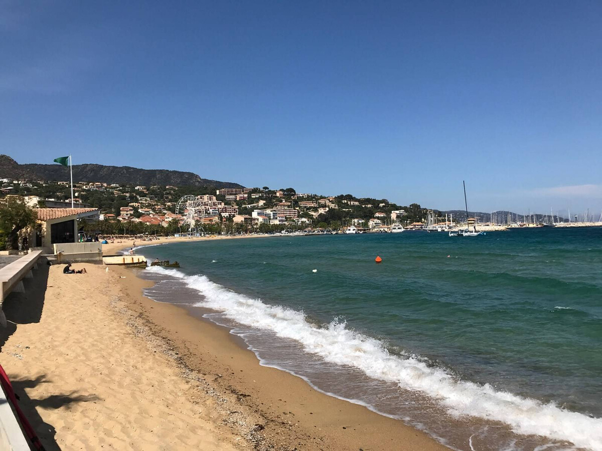 Appartement T3 solarium terrasse vue mer Le Lavandou - Photo 15