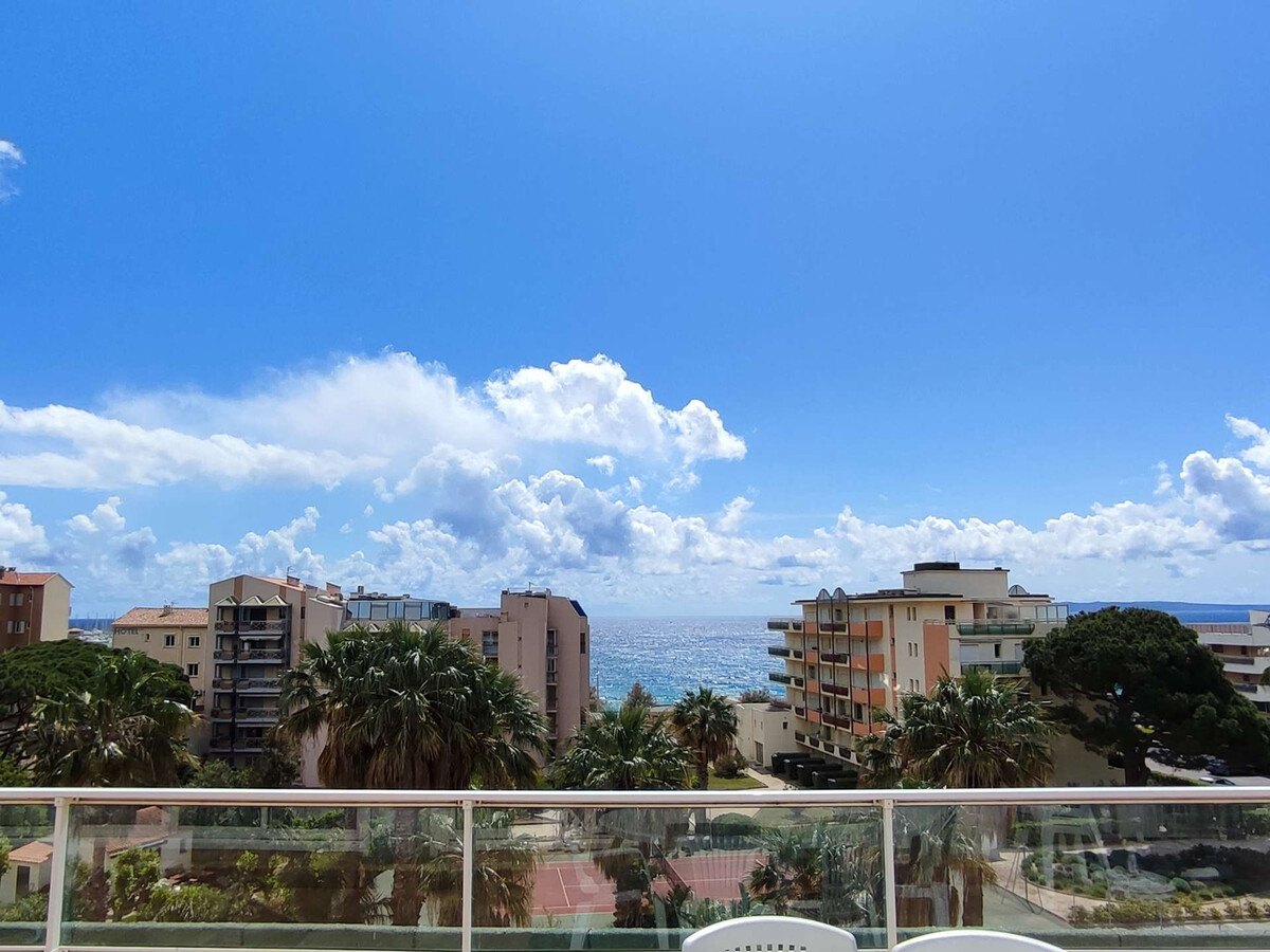 Appartement T3 solarium terrasse vue mer Le Lavandou - Photo 17