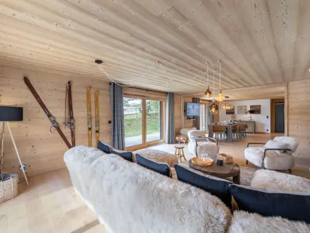 Appartement 180 m² à Megève, 4 chambres et jardin 220 m² : photo 2