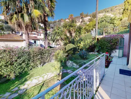 2 pièces rez-de-jardin avec terrasse et piscine à Menton : photo 11