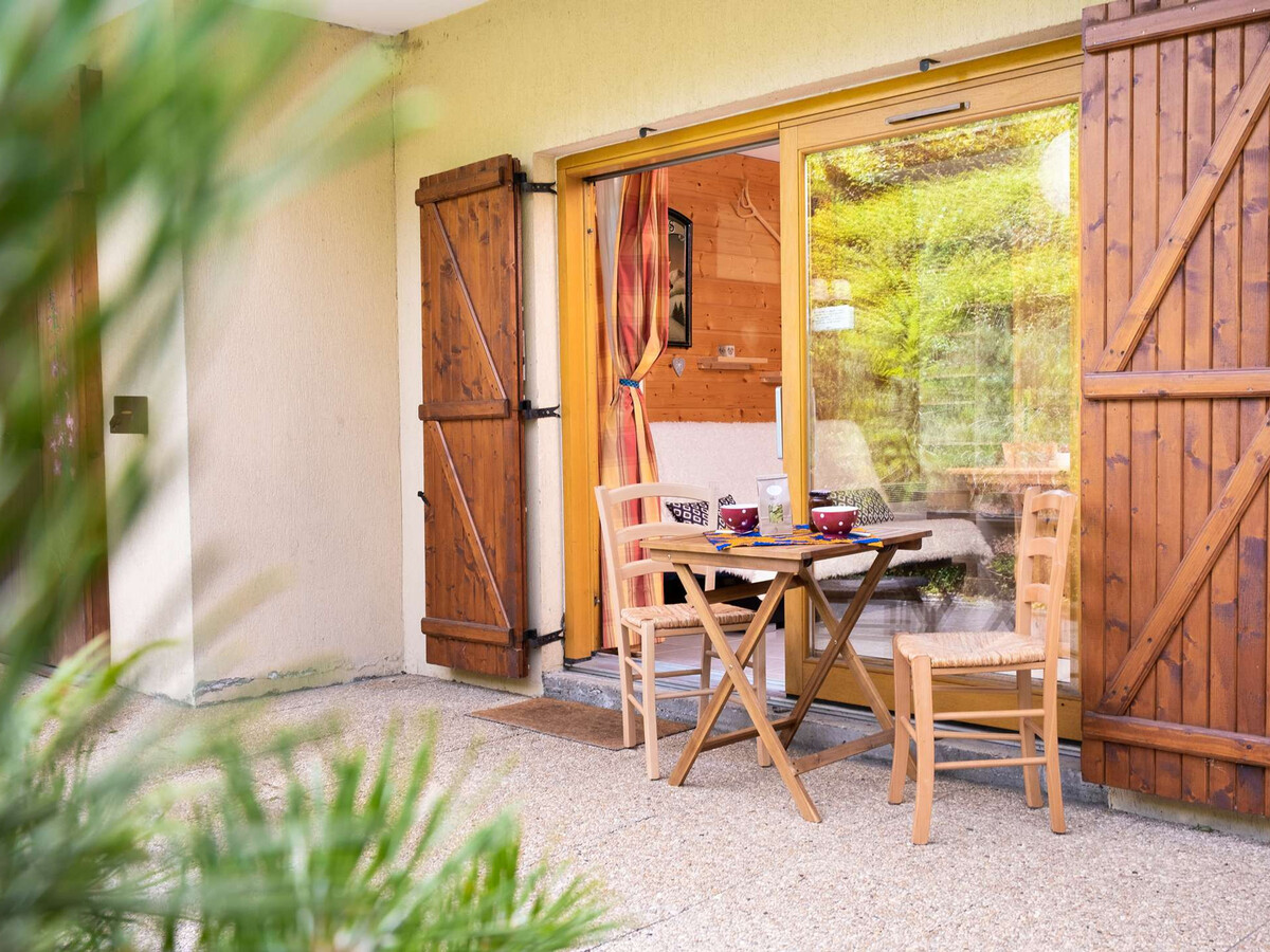 Studio cabine 25m² à 50m des pistes, piscine été - Photo 9